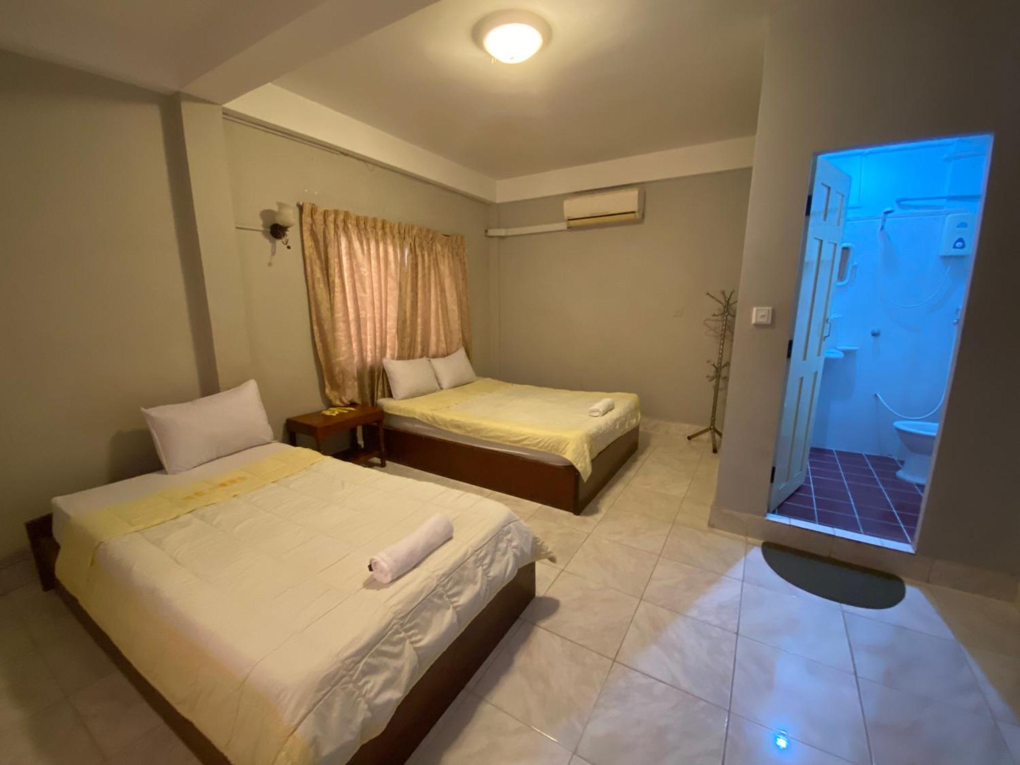 The Grey Guesthouse Phnom-Penh Buitenkant foto